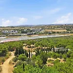2 Bedroom Park Views With Wifi And Ac 2 Διαμέρισμα