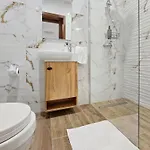 2 Bedroom Park Views With Wifi And Ac 2 Daire