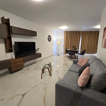 Serenity No 2 Apartamento