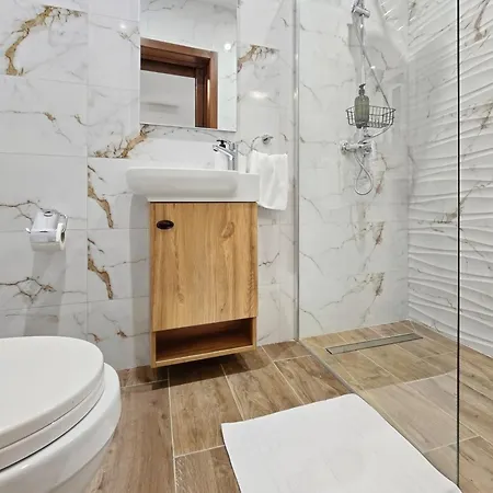 2 Bedroom Park Views With Wifi And Ac 2 - Apartment